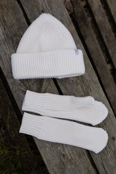 Nonna 100% Merino Mittens White