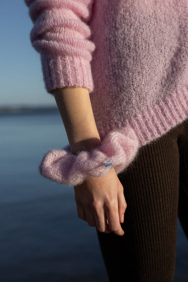 Melody Mohair Scrunchie Pink