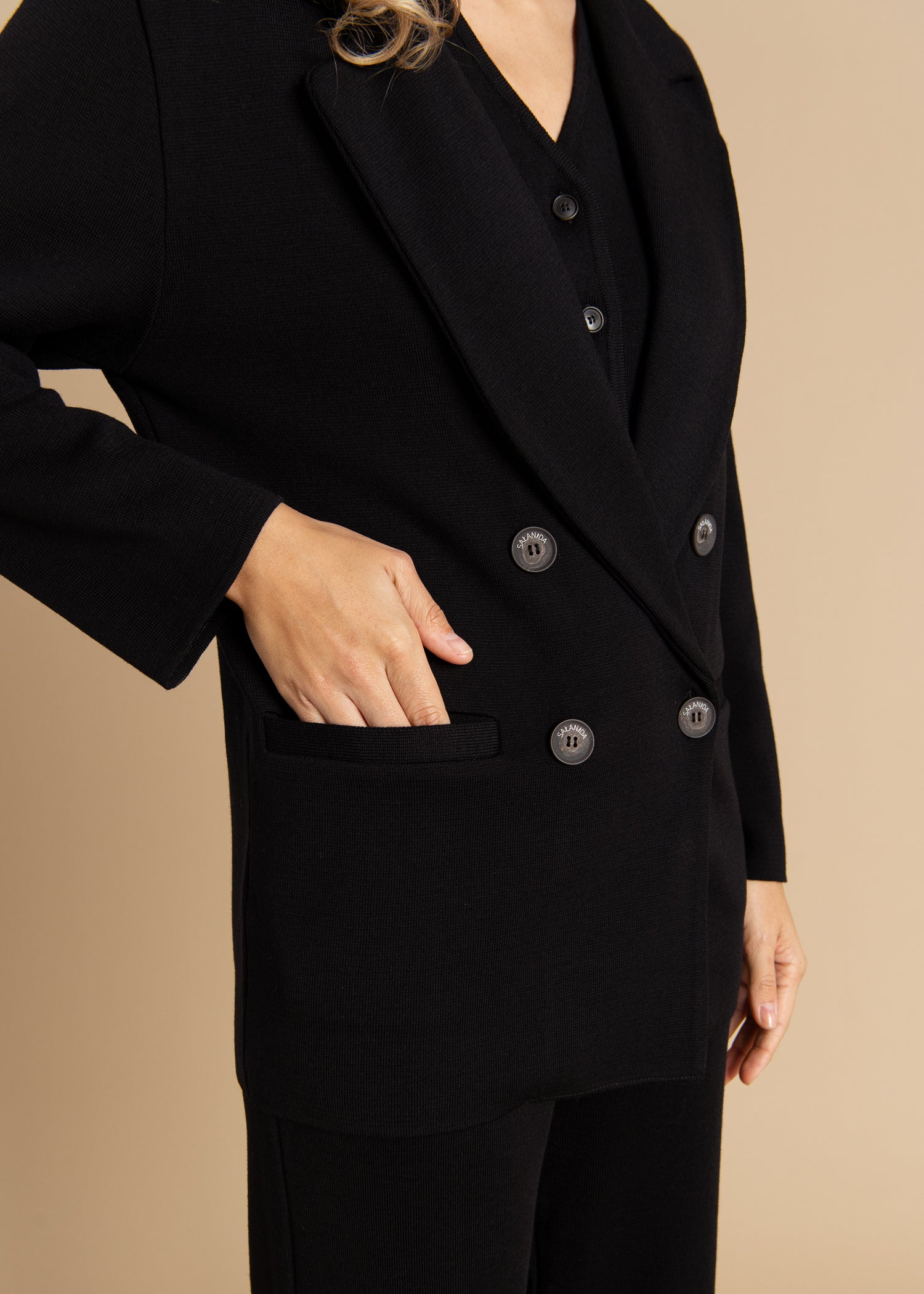 Forza Knitted 100% Merino Blazer Black